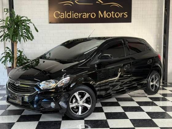 CHEVROLET ONIX 1.4 MPFI LTZ 8V FLEX 4P AUTOMÁTICO CHEVROLET ONIX 1.4 MPFI LTZ 8V FLEX 4P AUTOMÁTICO